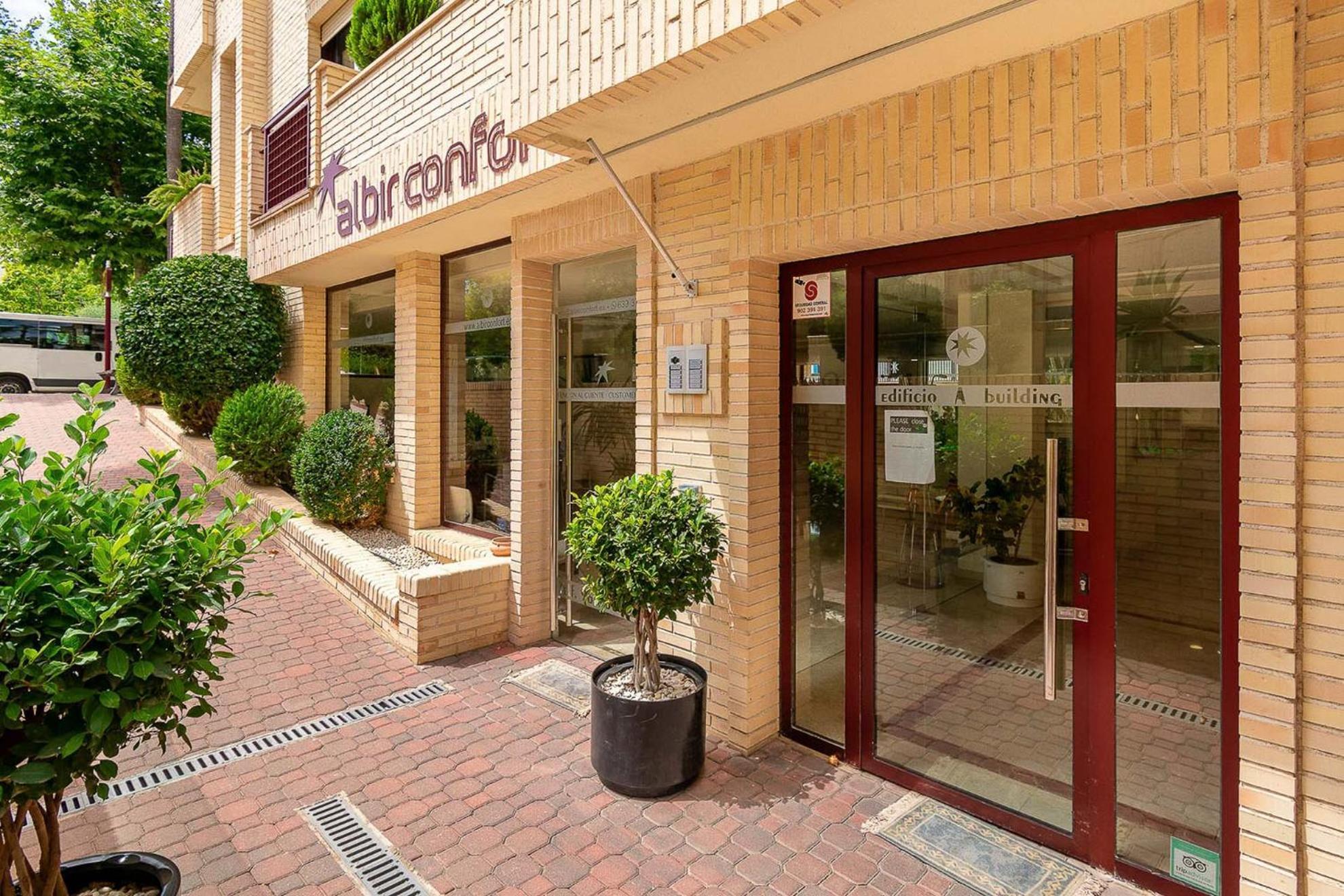 Apartamentos Albir Confort - Avenida 1 dorm El Albir Luaran gambar